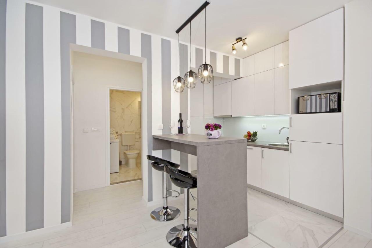 Apartment Dalija Baška Voda Esterno foto